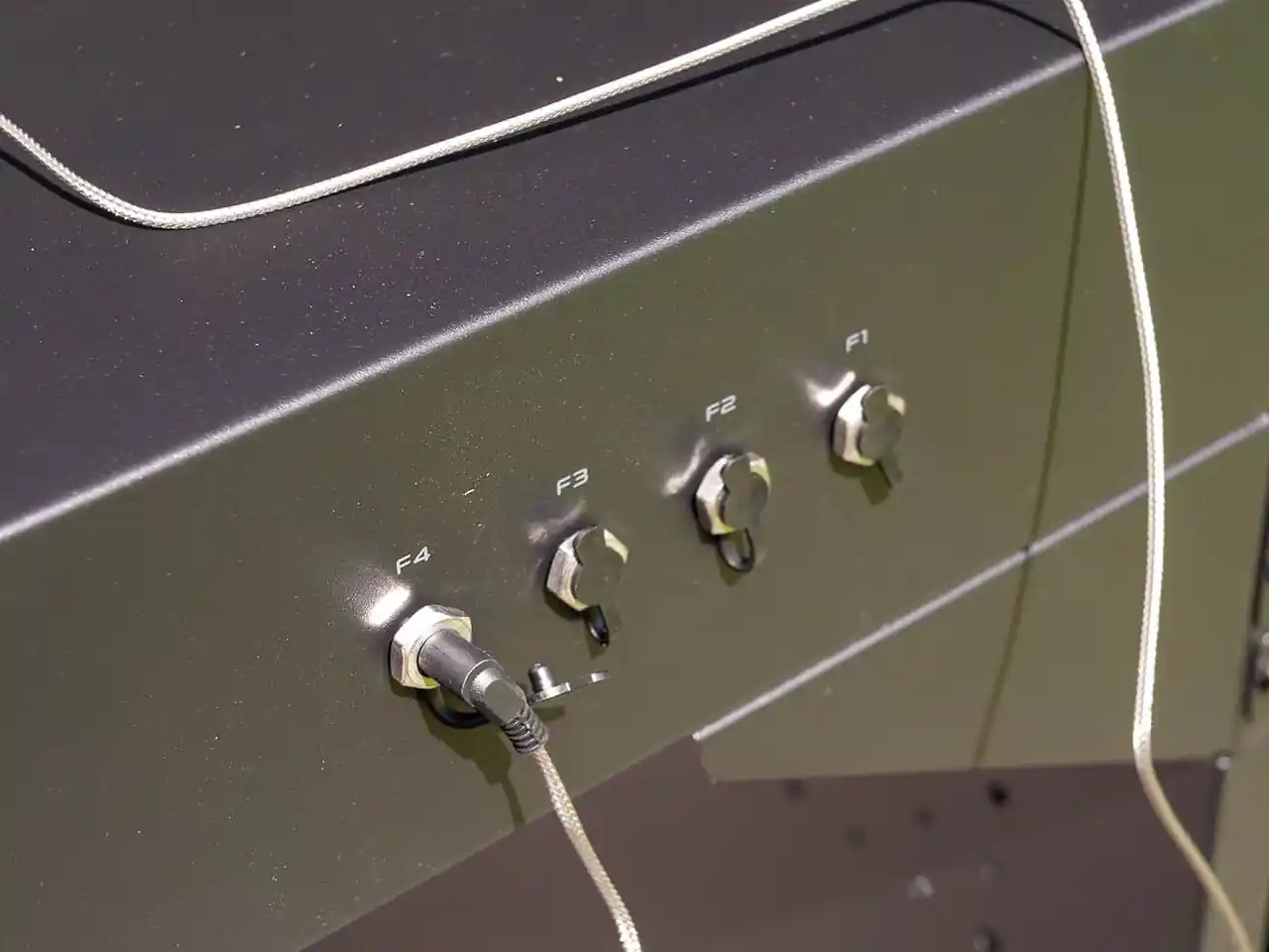 Temperatursensor-Anschlüsse grillfuerst p530 smart grill test 17